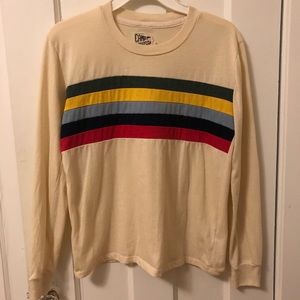 moving sale 🎉 retro-inspired long sleeve tee